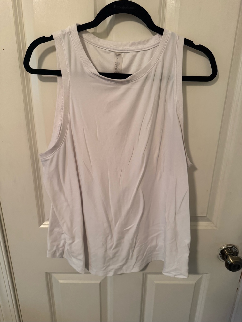 Beyond Yoga White Sleeveless Tank Top